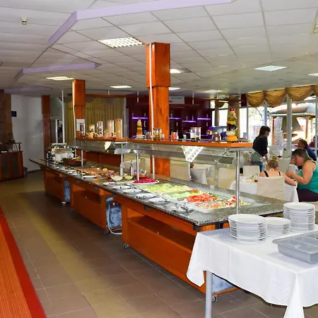 ホテル バラトン