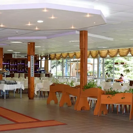 バラトン ホテル