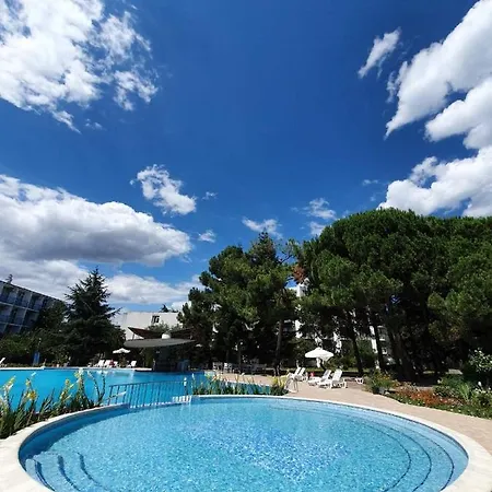 Balaton Hotel 2*