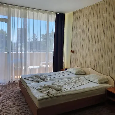 Balaton Hotell Slăntjev Brjag