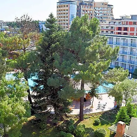 Balaton Hotel 2*